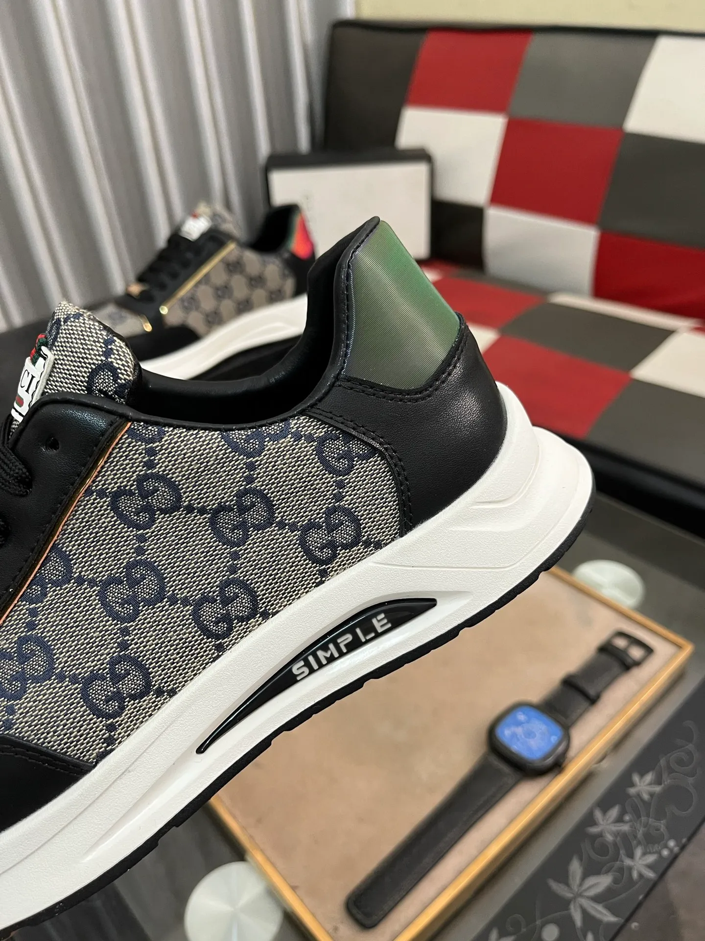 Men's shoes 💰420⌚️⌚️[GUCCI] The latest trendy men's casual shoes, the fabric is made of embossed cowhide imported from Italy, comfortable sheepskin lining + feet, the original outsole is wear-resistant and non-slip, high-level version, exquisite workmanship. Code number: 38-442️⃣Colors available